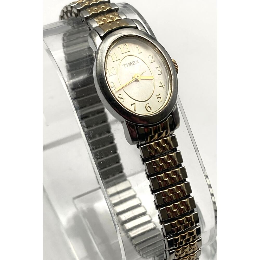 Timex Cavatina Petite Women's Watch 18mm - New Battery - Expandable Band - Picture 5 of 10